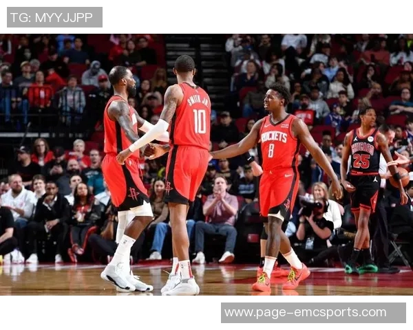 考辛斯称赞申京实力强大但火箭仍需提升控卫位置并合理利用KD的进攻能力